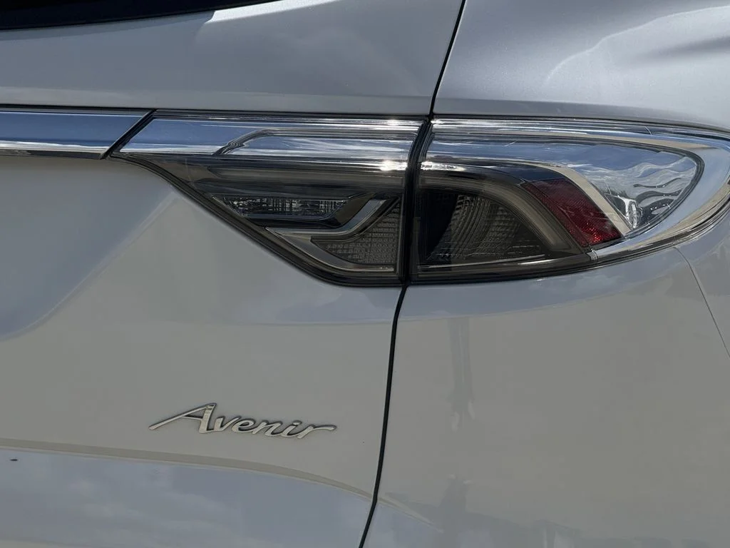 Used 2023 White Buick Avenir image 11
