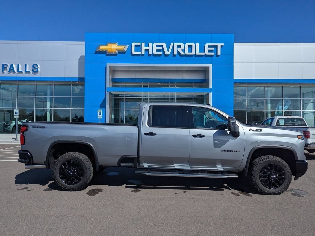 2026 Chevrolet Silverado 3500HD LTZ - Photo 40