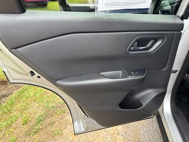Used 2024 Silver Nissan S image 19