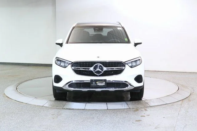 2025 Mercedes-Benz GLC Base - Photo 10
