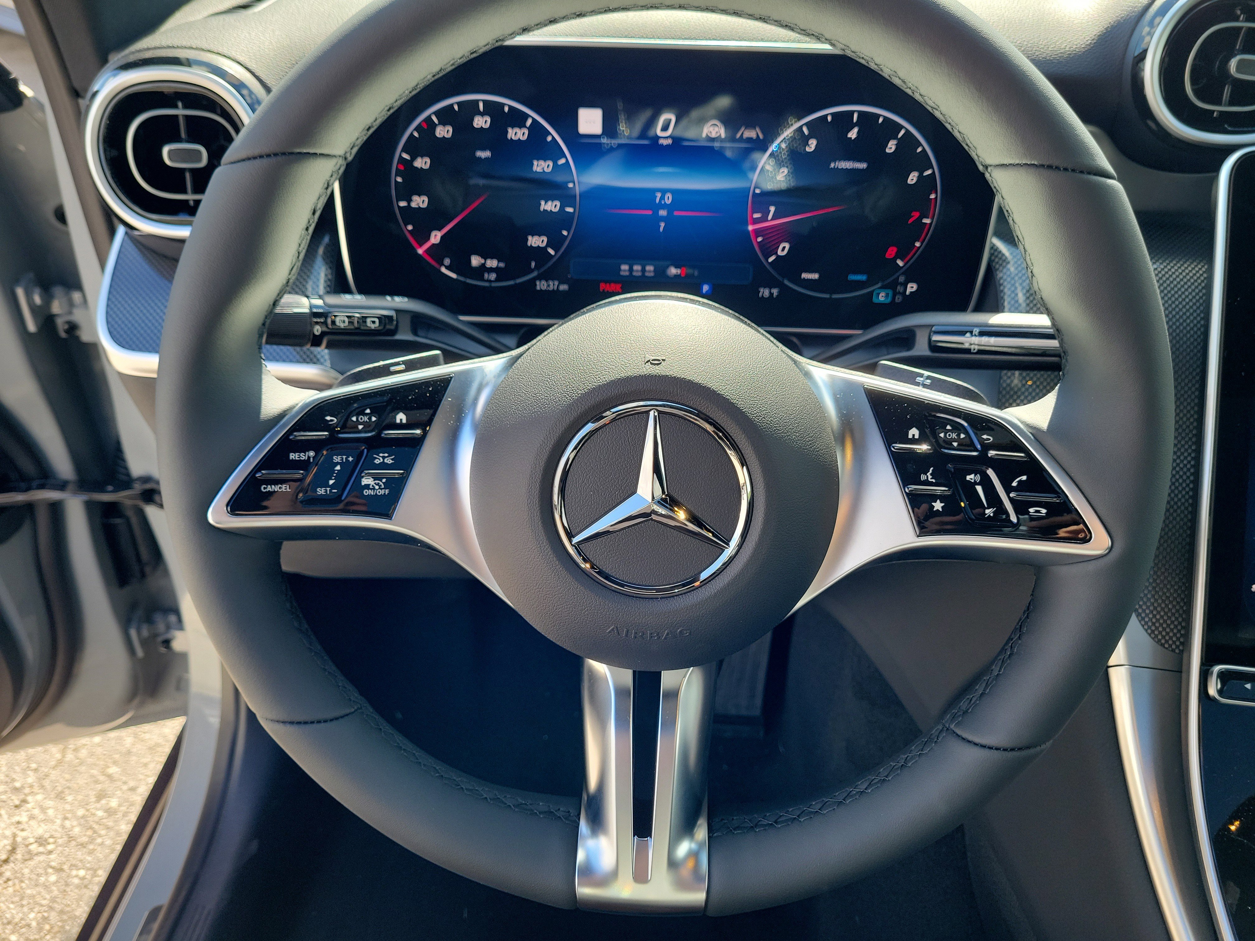 New 2026 MANUFAKTUR Alpine Grey Mercedes-Benz GLC 300 image 23