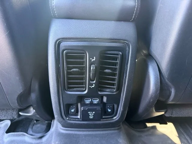 Used 2015 Bright White Clearcoat Jeep Limited image 17