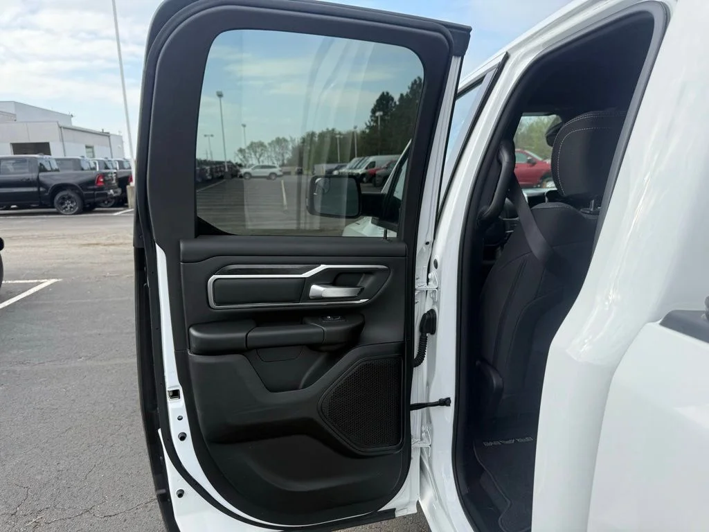 Used 2024 White Ram Big Horn/Lone Star image 36