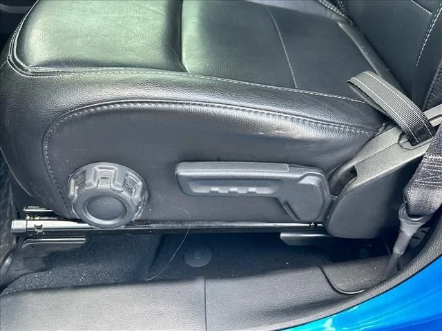 Used 2022 Blue Jeep Overland image 22