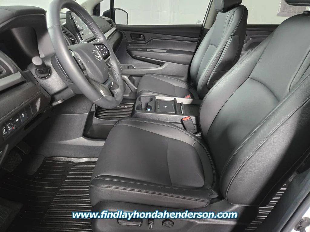 2026 Honda Odyssey EX-L - Photo 14