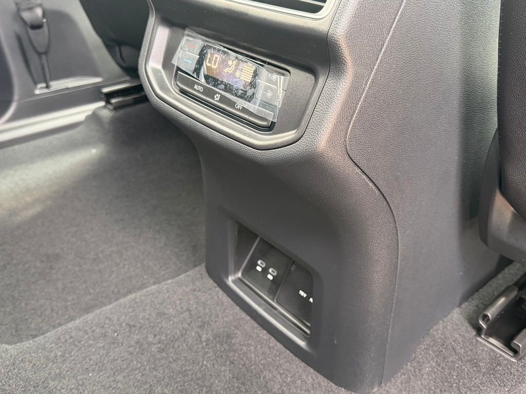 New 2026 Deep Black Pearl Volkswagen 2.0T Peak Edition image 20