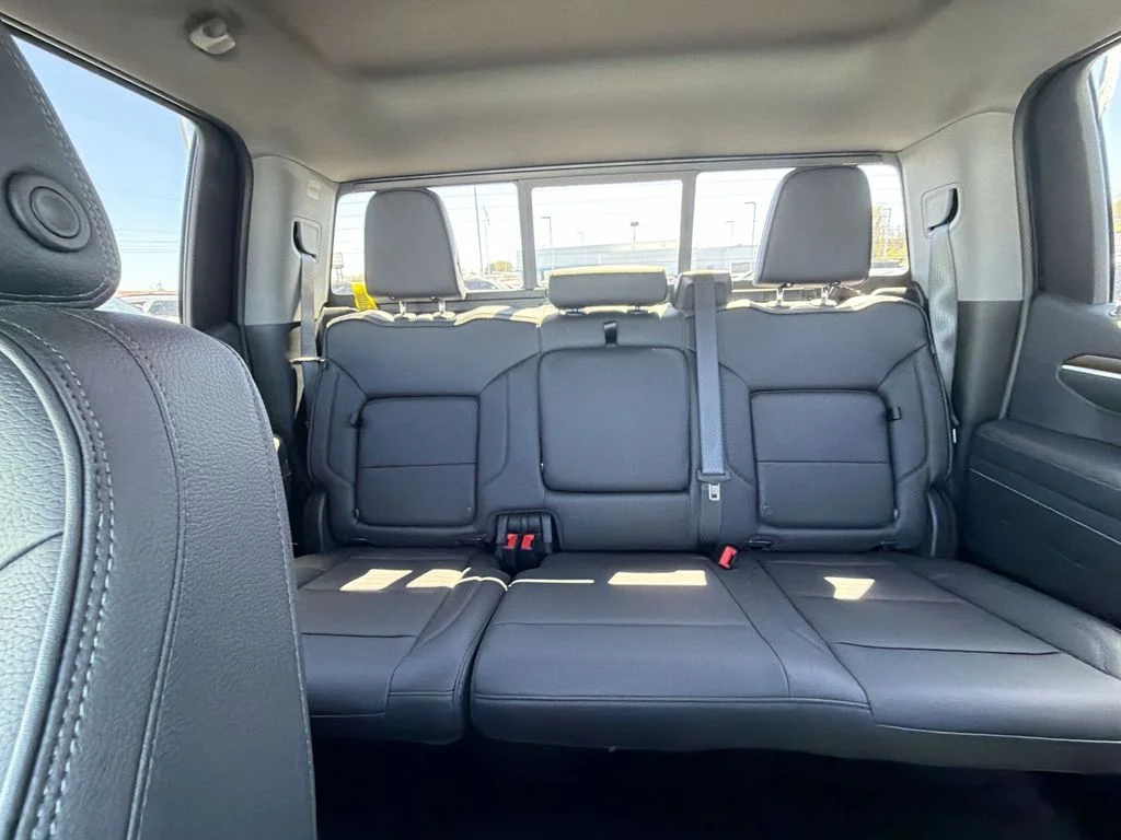 Used 2026 Blue GMC Denali image 29
