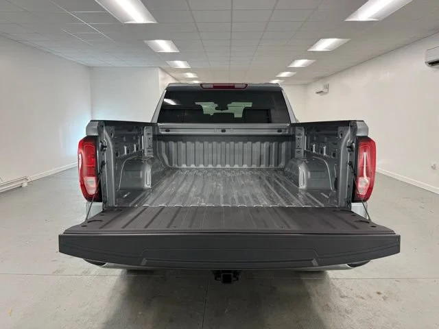 New 2026 Sterling Metallic GMC Elevation image 8