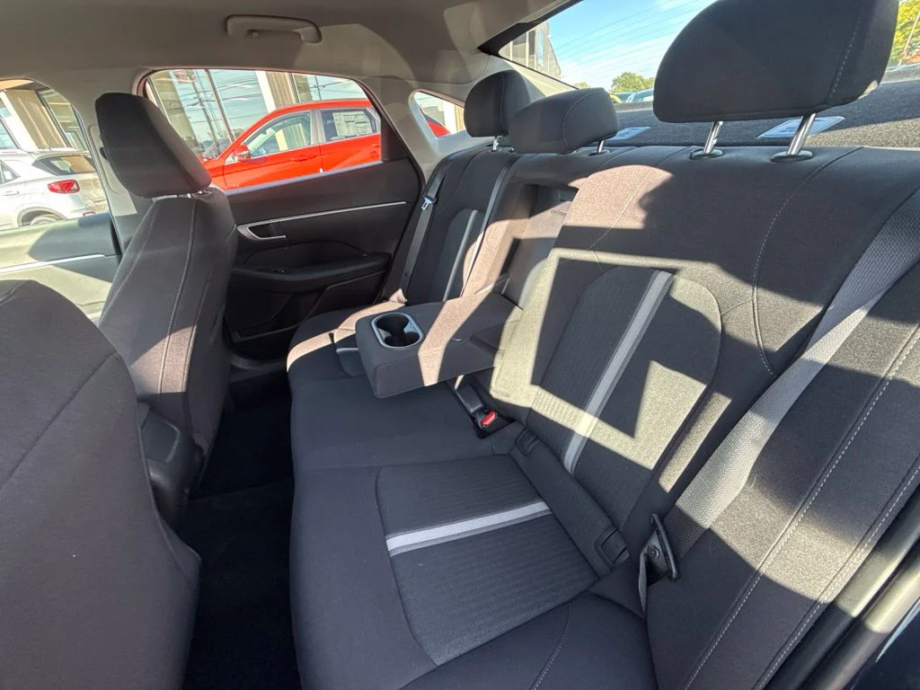 Used 2024 Blue Hyundai SEL image 28