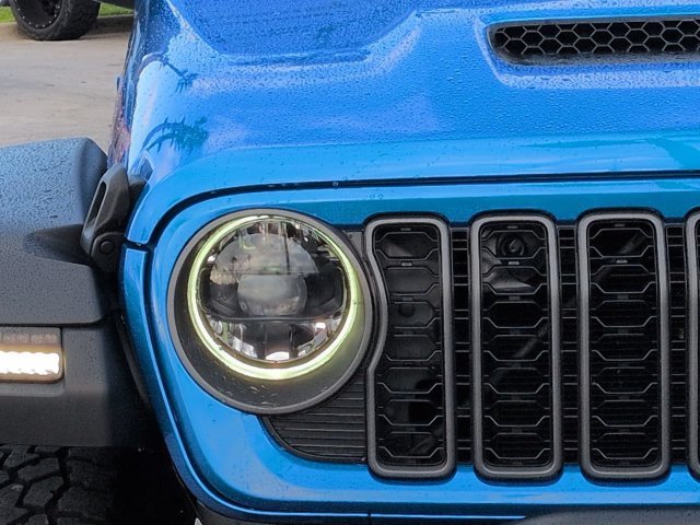 Certified Used 2026 Blue Jeep Mojave image 9