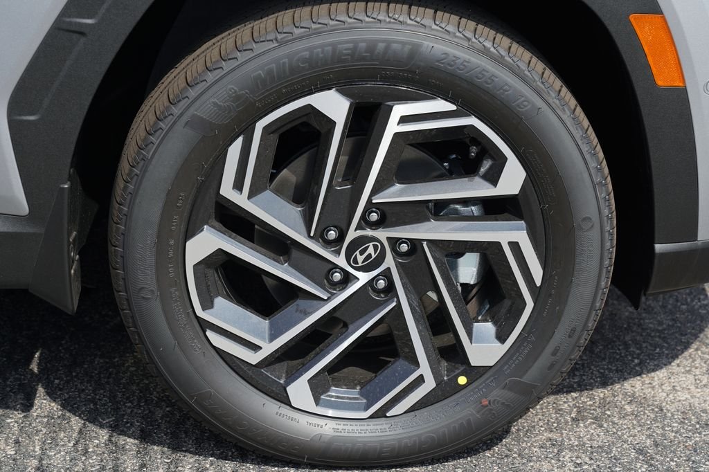 New 2026 Shimmering Silver Hyundai Limited image 12