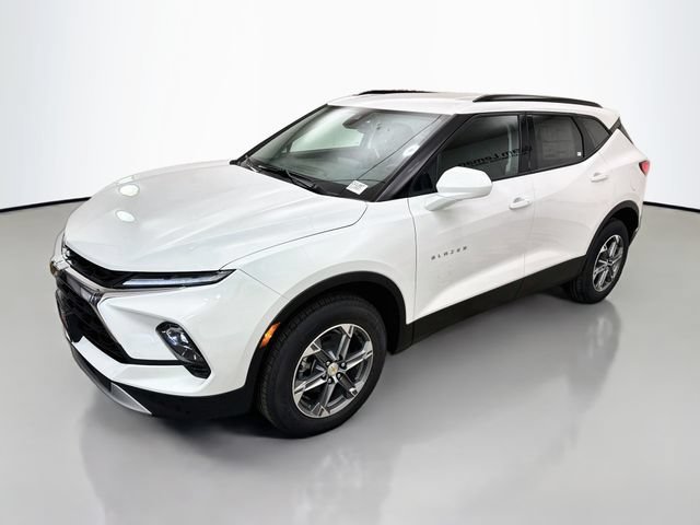 New 2026 Summit White Chevrolet 2LT image 3