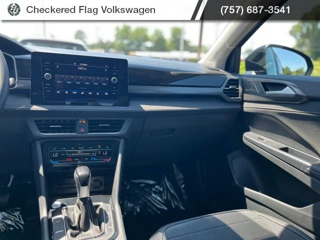 New 2026 Black Volkswagen 1.5T SE Black image 31