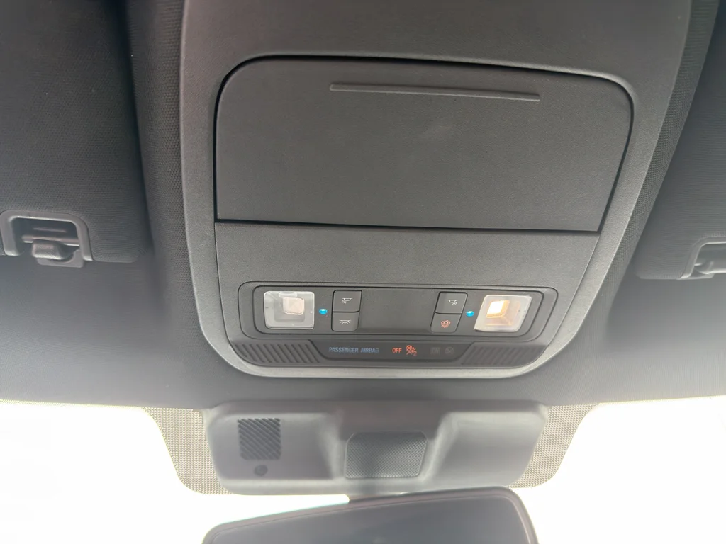Used 2021 Space White Metallic Ford XLT image 15