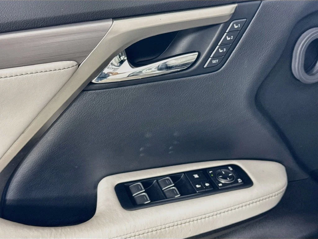 Used 2017 Silver Lexus 350 F Sport image 23