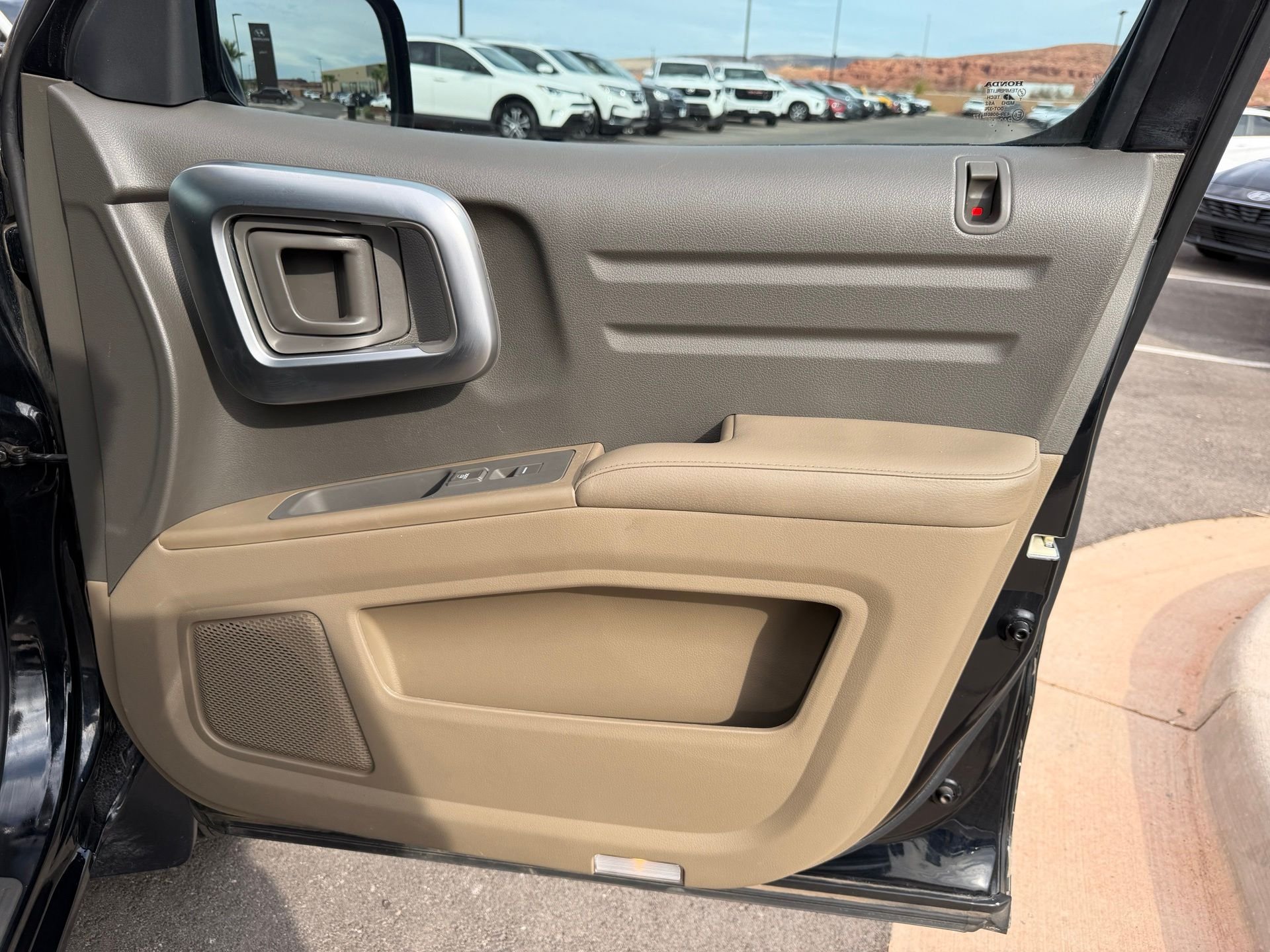 Used 2006 Black Honda RTL image 56