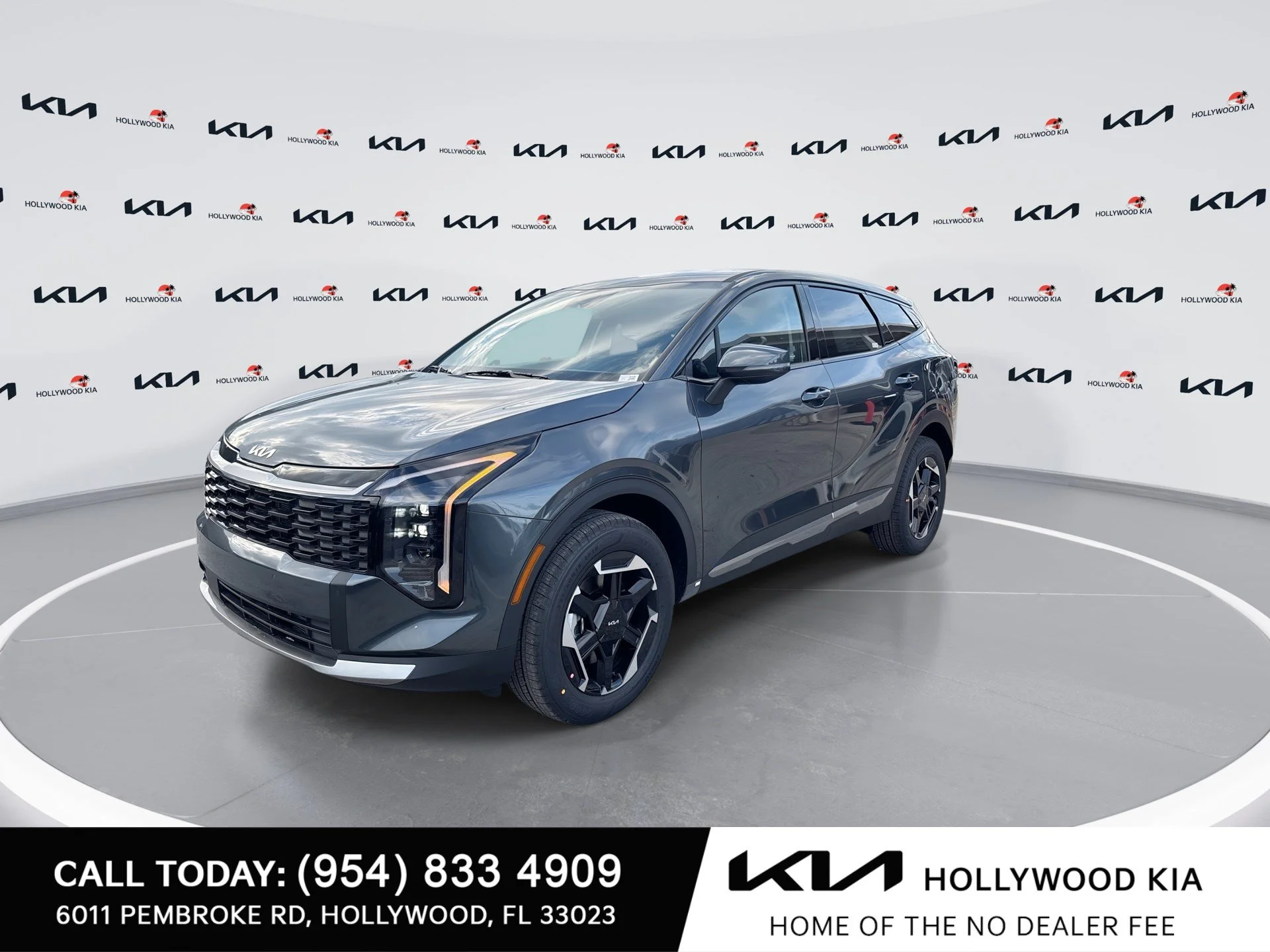 New 2027 Gravity Gray Kia S image 4