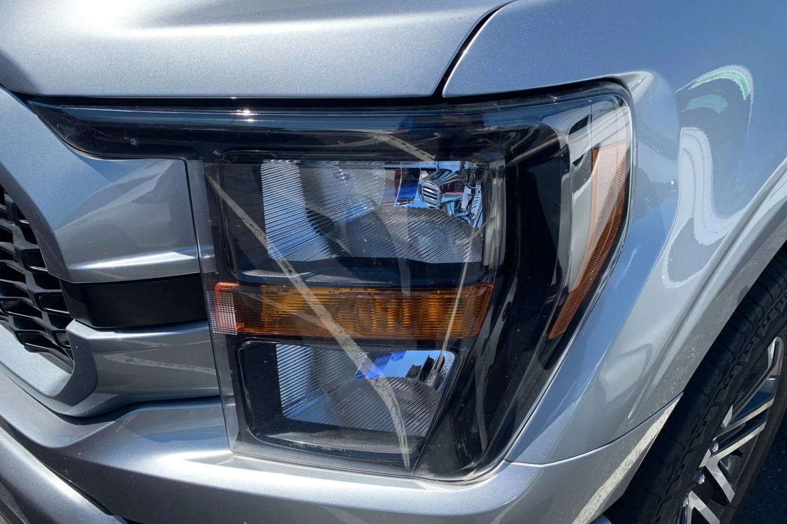 Used 2023 Silver Ford XL image 7