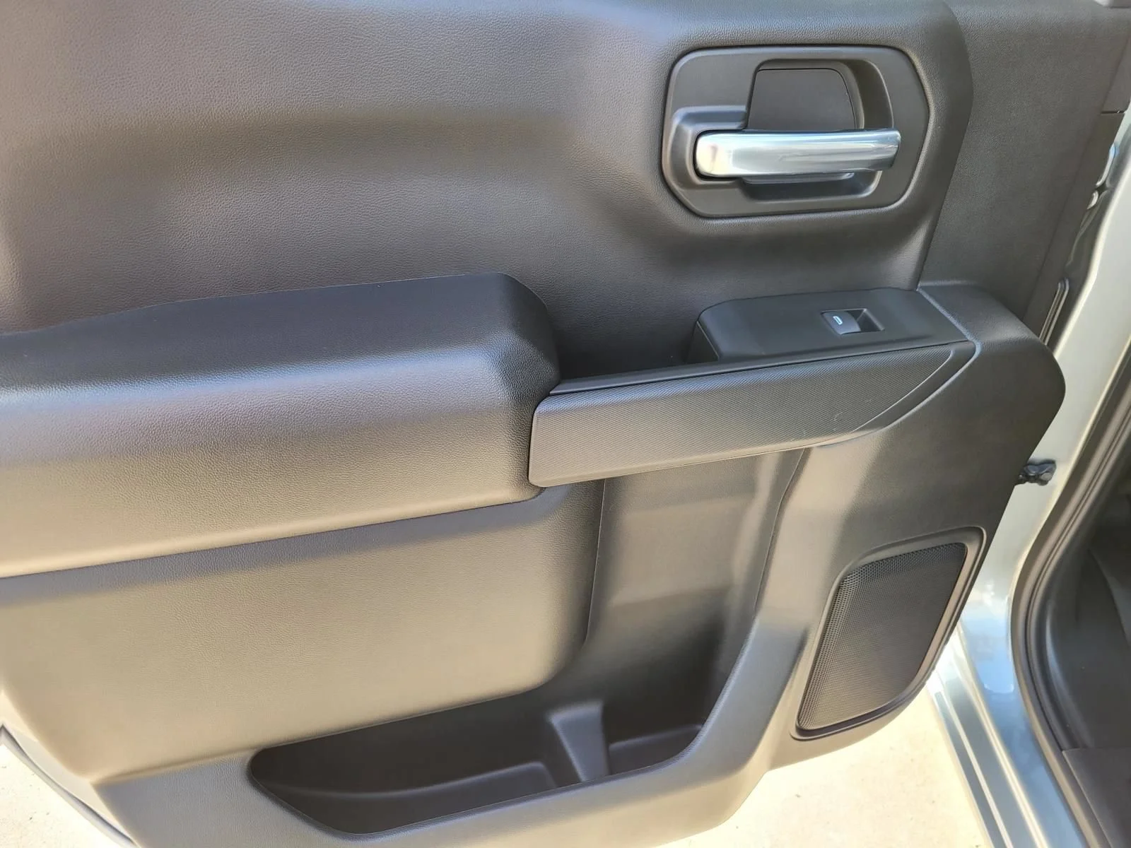 2026 Chevrolet Silverado 1500 Custom - Photo 7