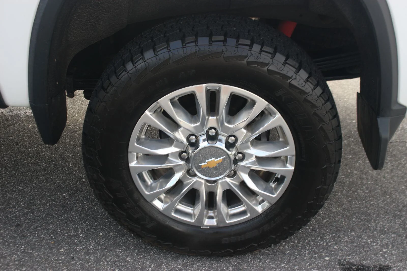 Used 2023 SUMMIT WHITE Chevrolet High Country image 43