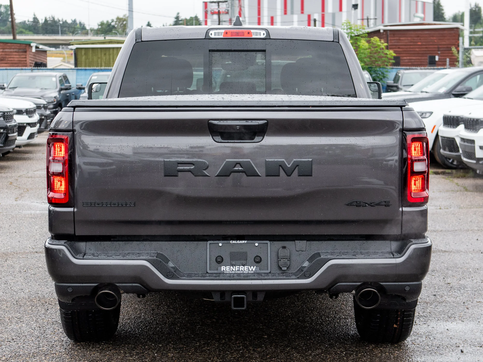New 2026 Grey RAM Big Horn Night* Crew Cab 4x4, Level 2 Equipment Group, 3.92 Rear Axle image 5