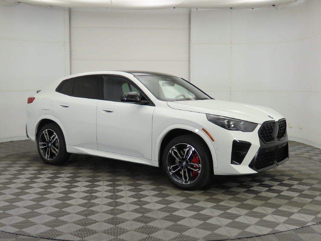 Certified Used 2026 Alpine White BMW xDrive28i image 4