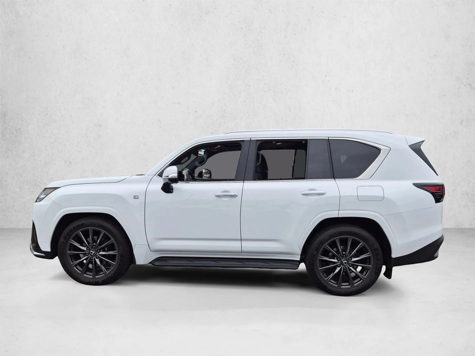 2026 Lexus LX F-Sport - Photo 9