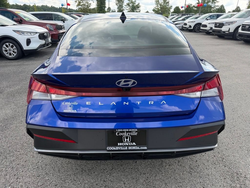 Used 2024 Intense Blue Hyundai SEL image 3