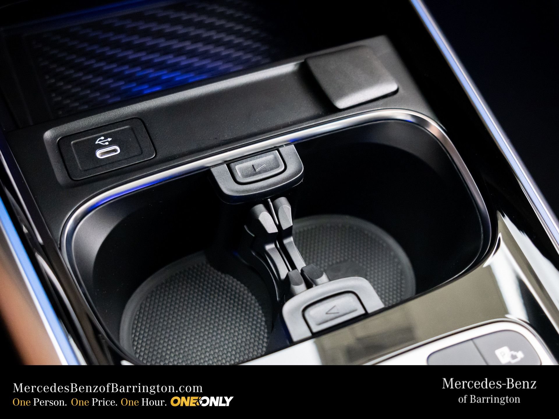 New 2026 Cirrus Silver Metallic Mercedes-Benz GLA 250 image 31