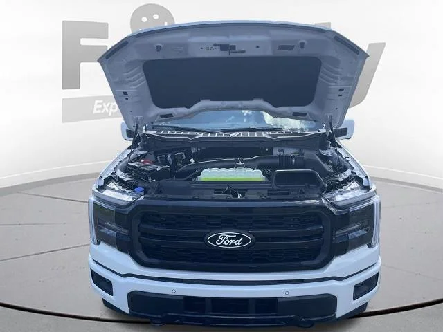 New 2026 Star White Metallic Tri-Coat Ford Lariat® image 69