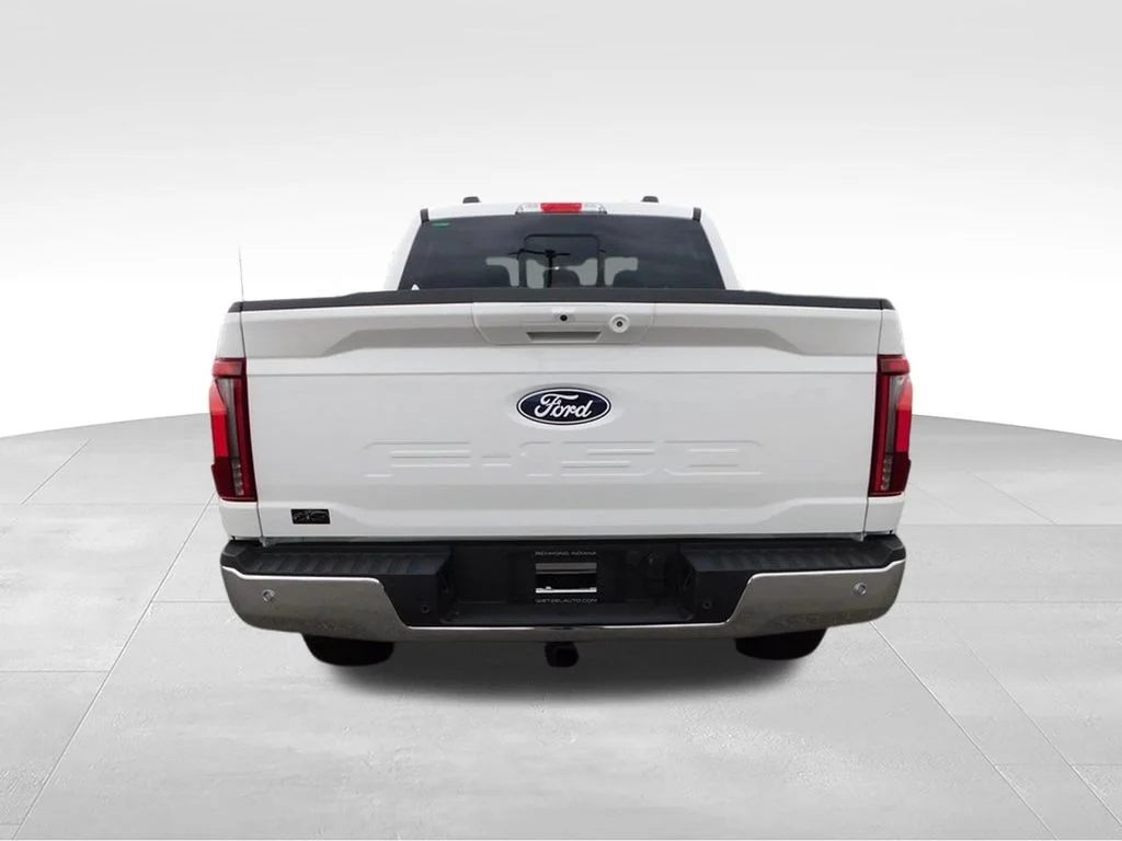 New 2026 Star White Metallic Tri-Coat Ford Lariat® image 4