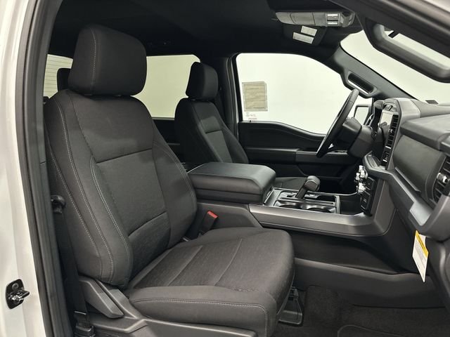 New 2026 Oxford White Ford XLT image 26