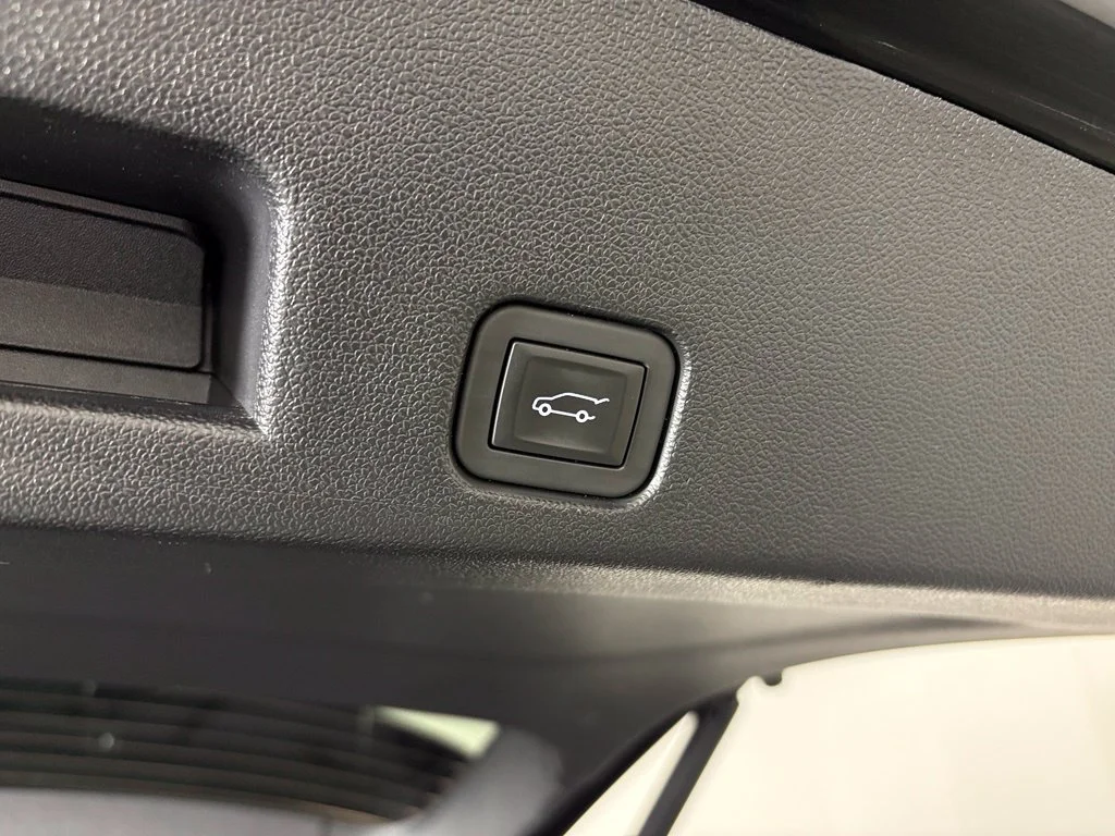 Used 2026 Black GMC Elevation image 37