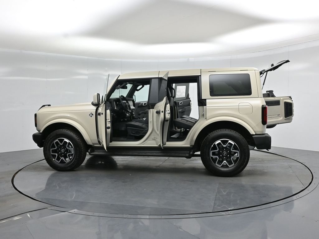 New 2026 Desert Sand Ford Outer Banks image 34