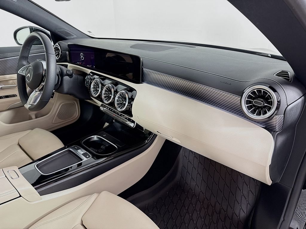 2025 Mercedes-Benz CLA CLA 250 - Photo 27