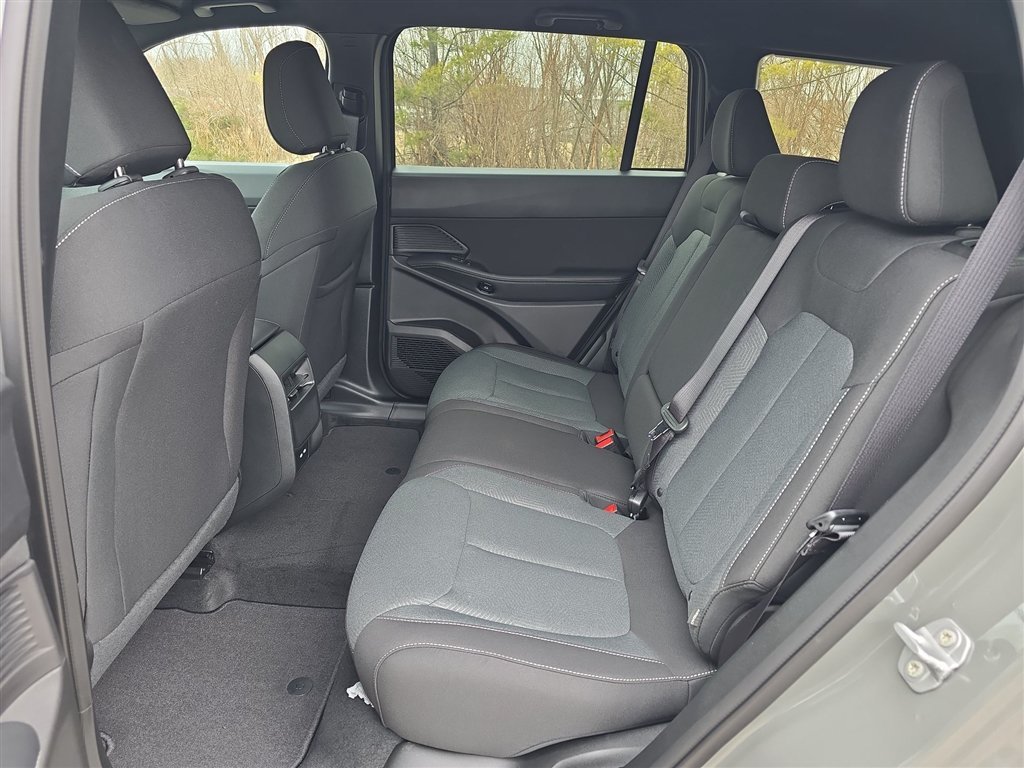 New 2026 Sting-Gray Clear-Coat Exterior Paint Jeep Laredo image 18