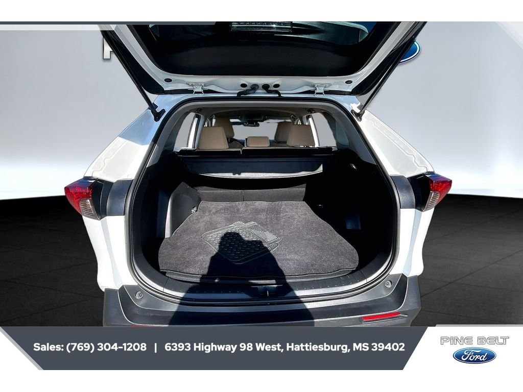 Used 2024 Ice Cap Toyota XLE image 22