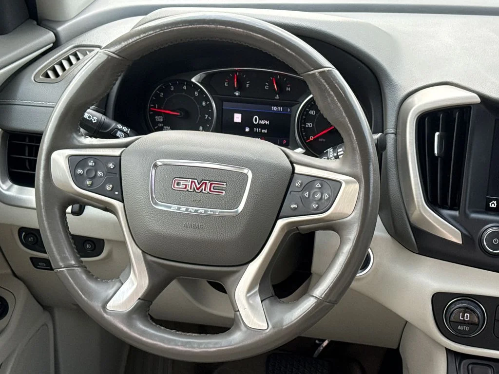Used 2020 White GMC Denali image 13