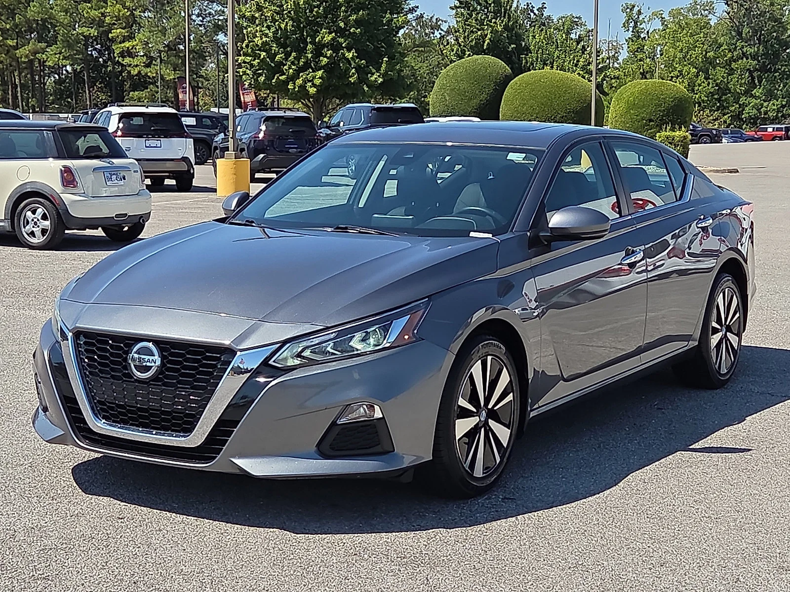 Used 2021 Nissan Altima SV with VIN 1N4BL4DW7MN369524 for sale in Rogers, AR