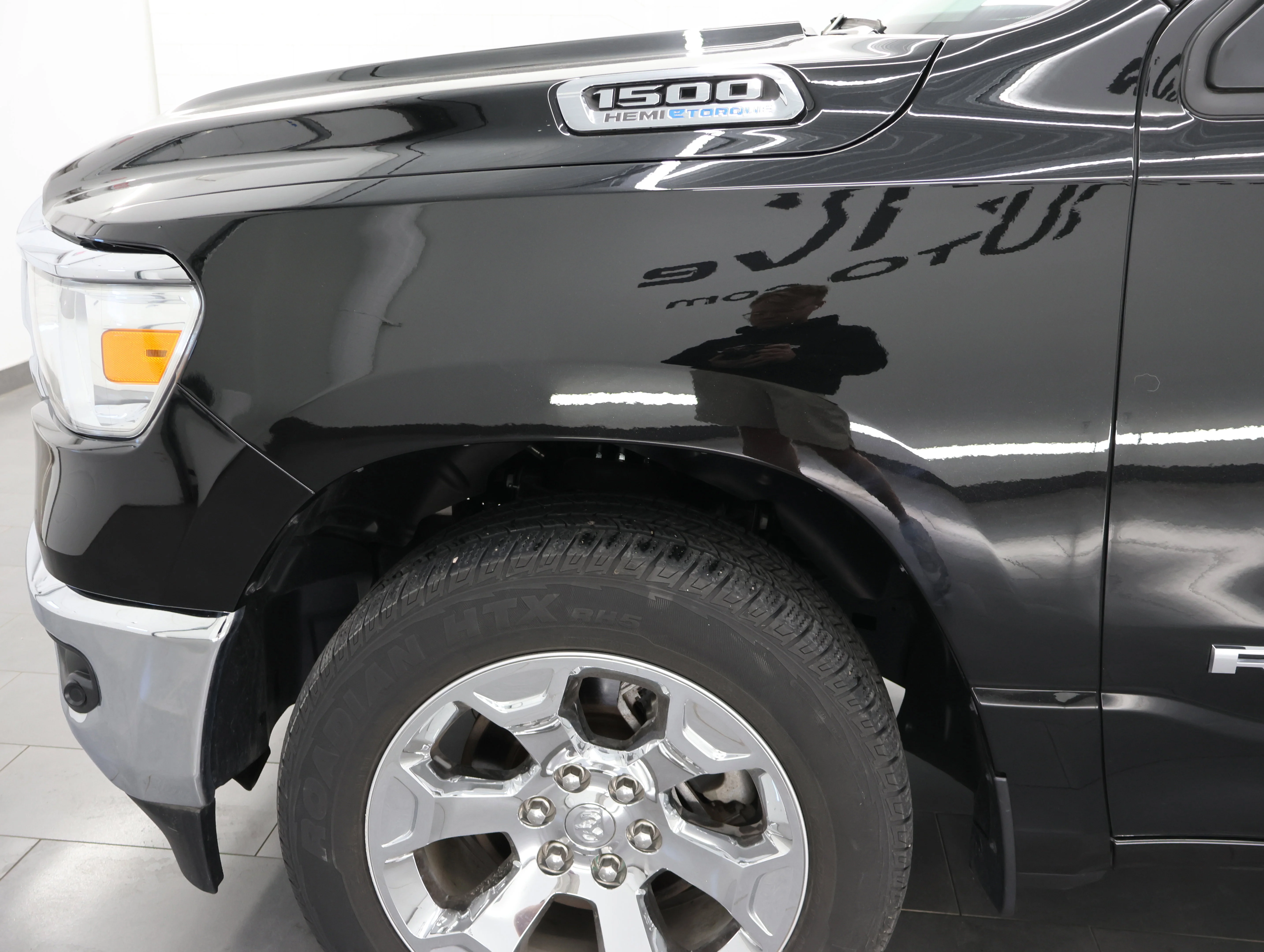 Used 2022 Diamond Black Crystal Pearlcoat Ram Big Horn/Lone Star image 31