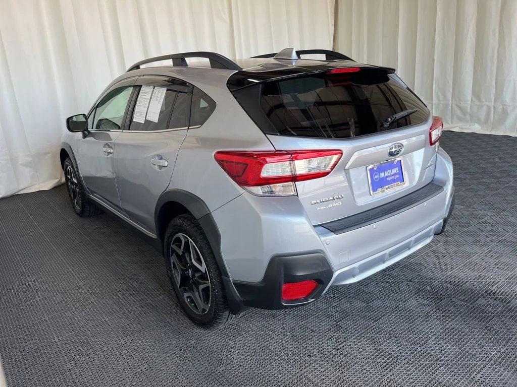 Used 2019 Silver Subaru 2.0i Limited image 29