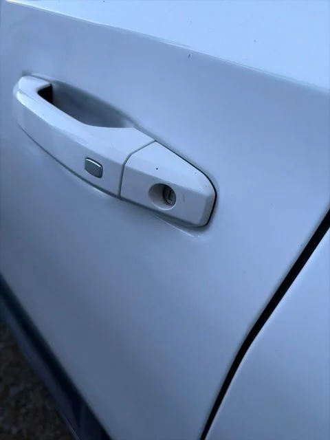 Used 2025 White Chevrolet LT image 14