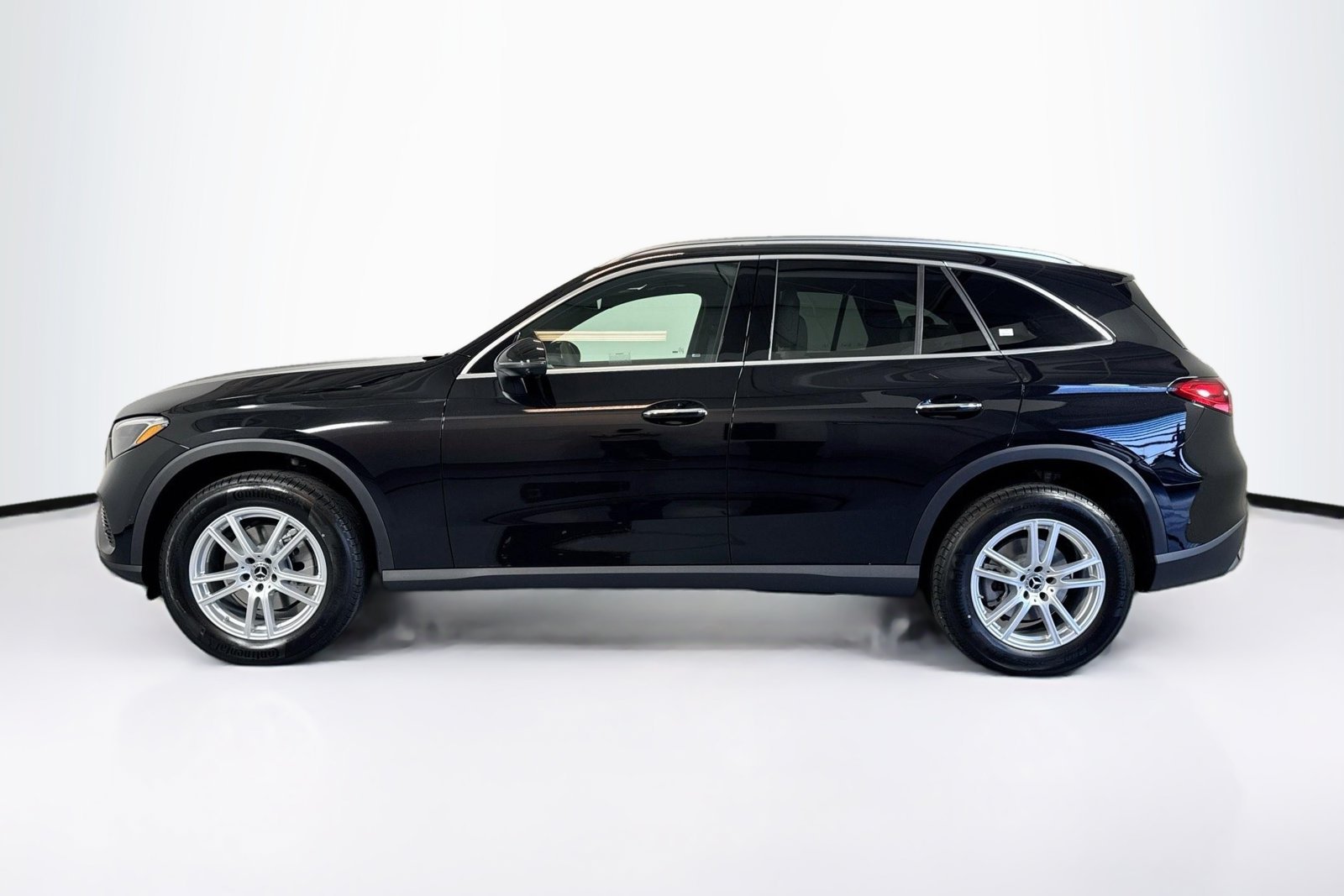 New 2026 Obsidian Black Metallic Mercedes-Benz GLC 300 image 8