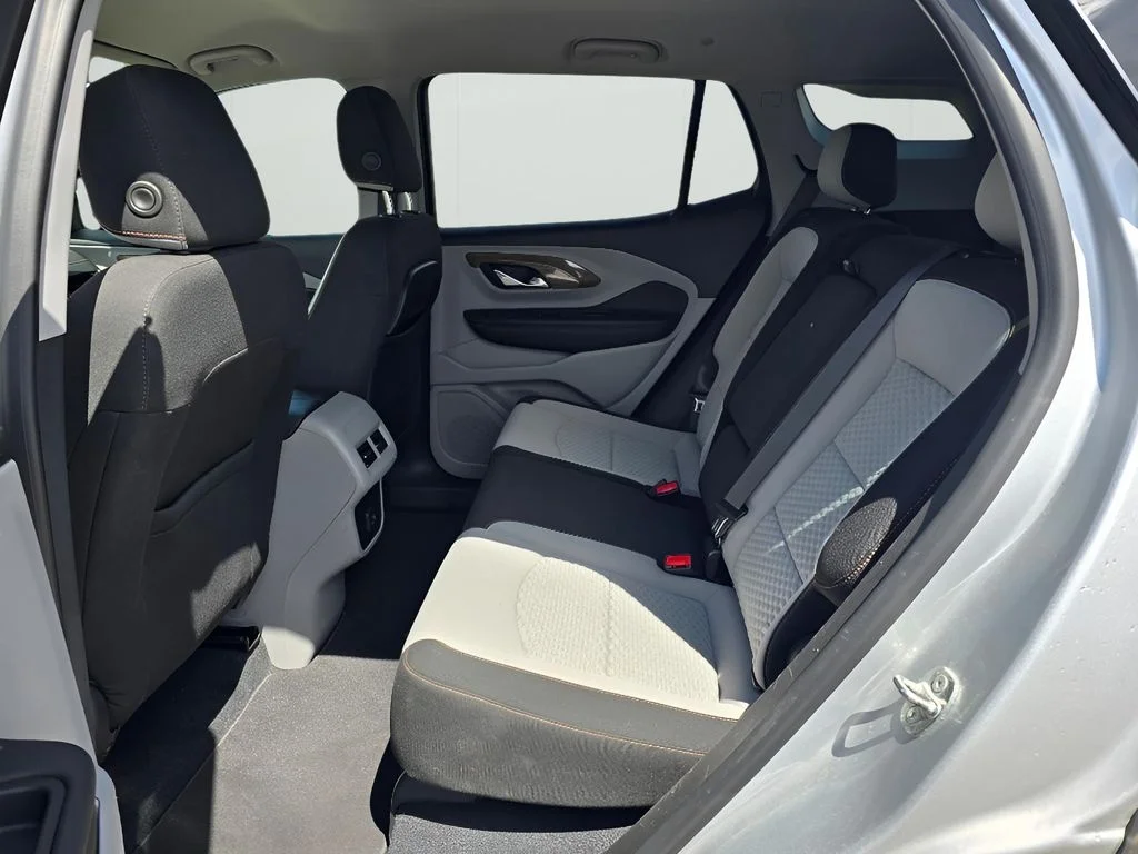 Used 2021 Quicksilver Metallic GMC SLE image 27