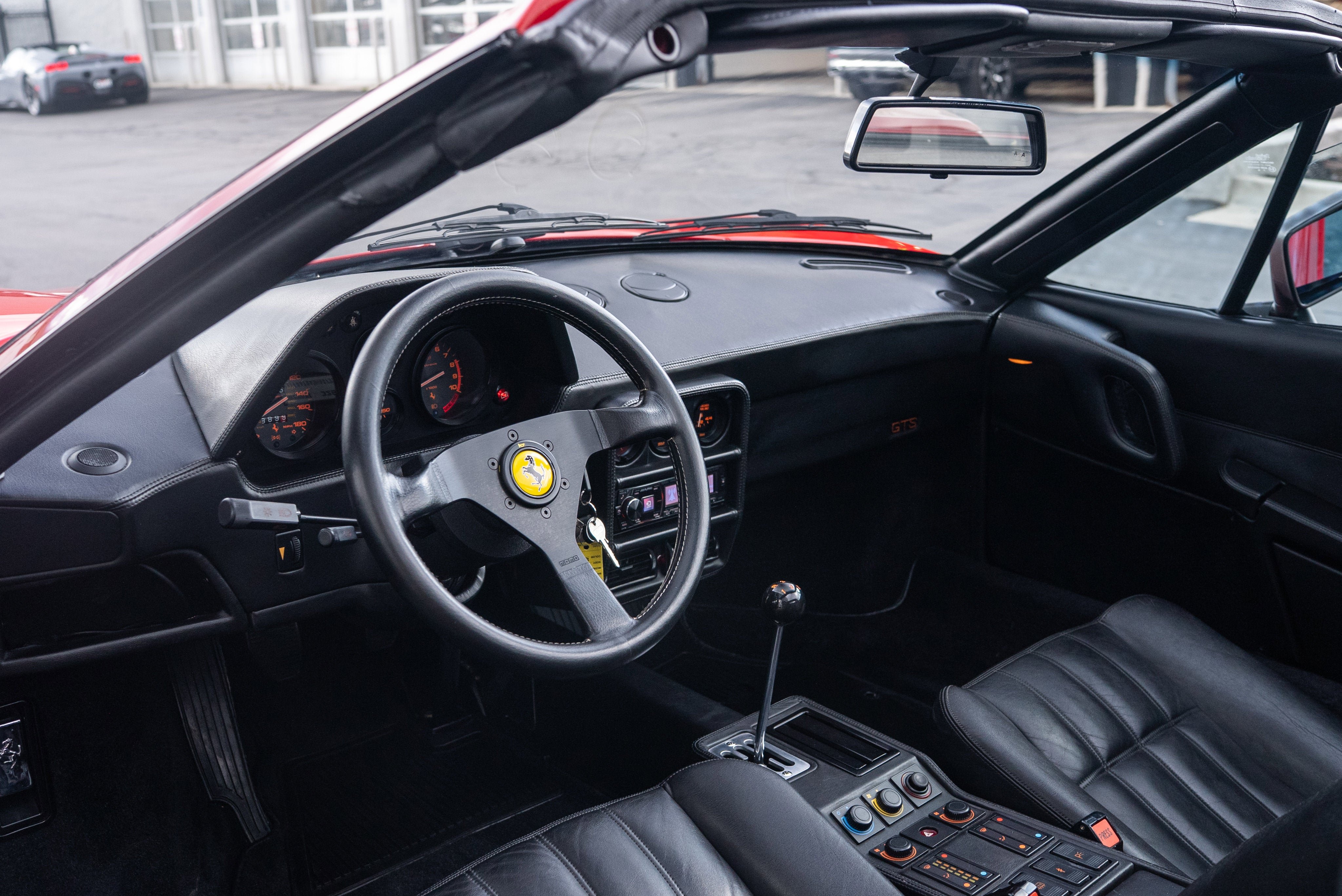 1987 Ferrari 328 - Photo 17