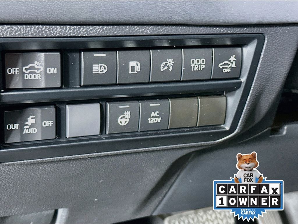 Used 2024 Pearl Toyota Platinum image 10