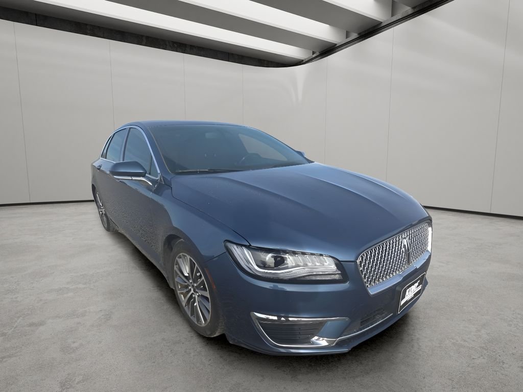 Used 2019 Blue Diamond Metallic Lincoln Standard image 7