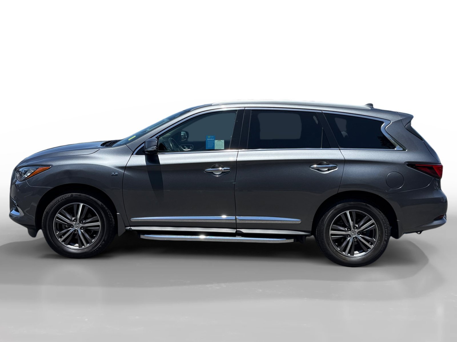 Used 2018 Gun Metallic INFINITI Base image 2