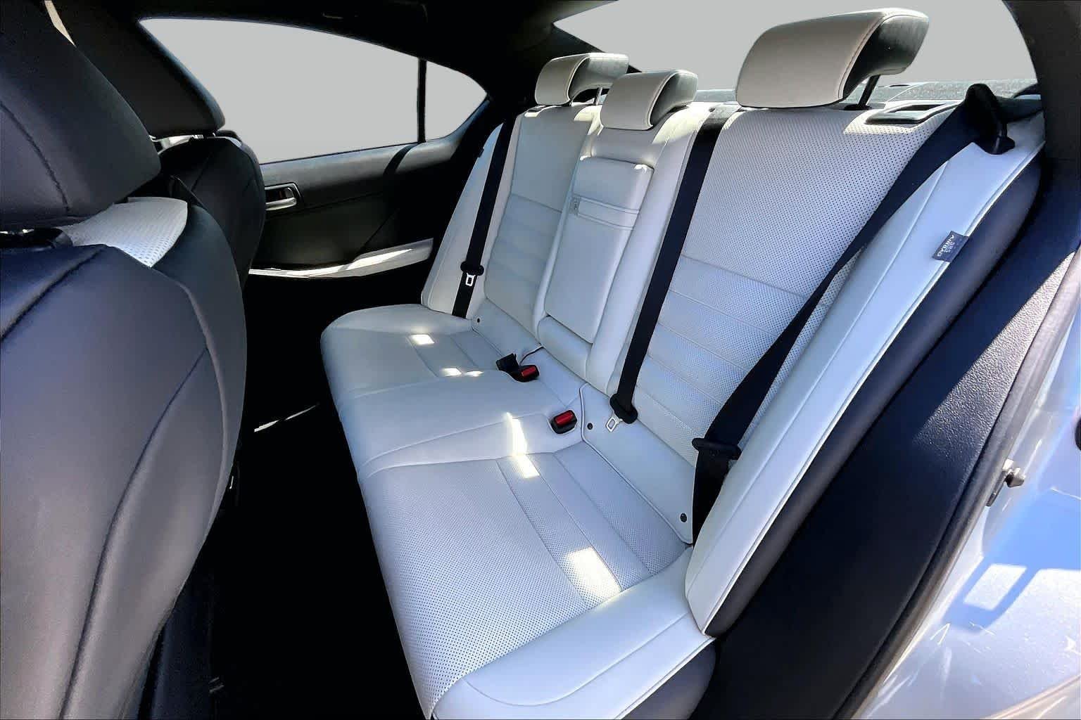 Used 2023 Iridium Lexus F SPORT image 36