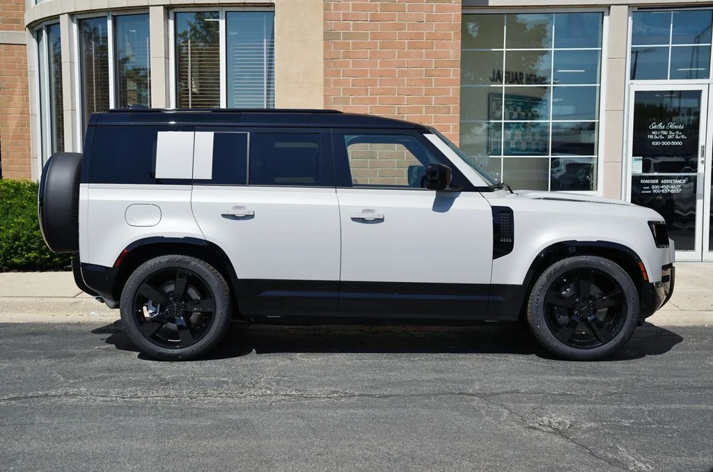 New 2026 Borasco Grey Land Rover X-Dynamic SE image 8